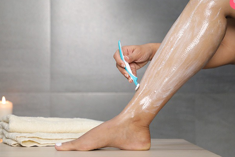 Dark spots on legs: causes, home remedies and treatment