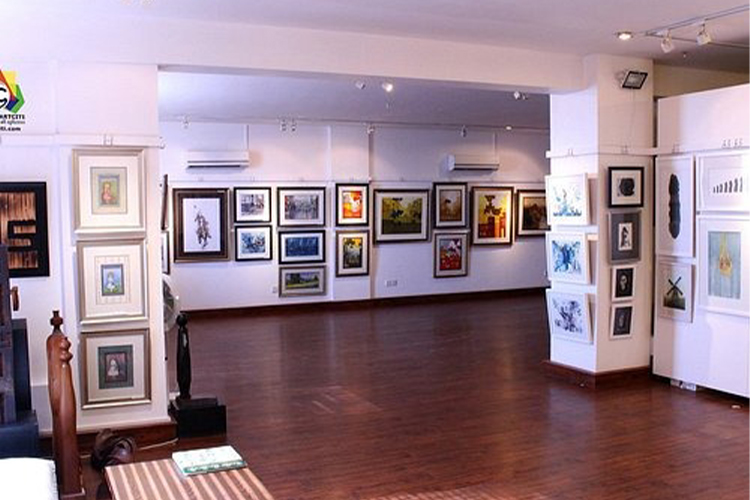 A list of the best museums near you to visit on a rainy day.